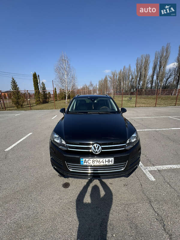 Внедорожник / Кроссовер Volkswagen Touareg 2014 в Луцке фото 4 Внедорожник / Кроссовер Volkswagen Touareg 2014 в Луцке
