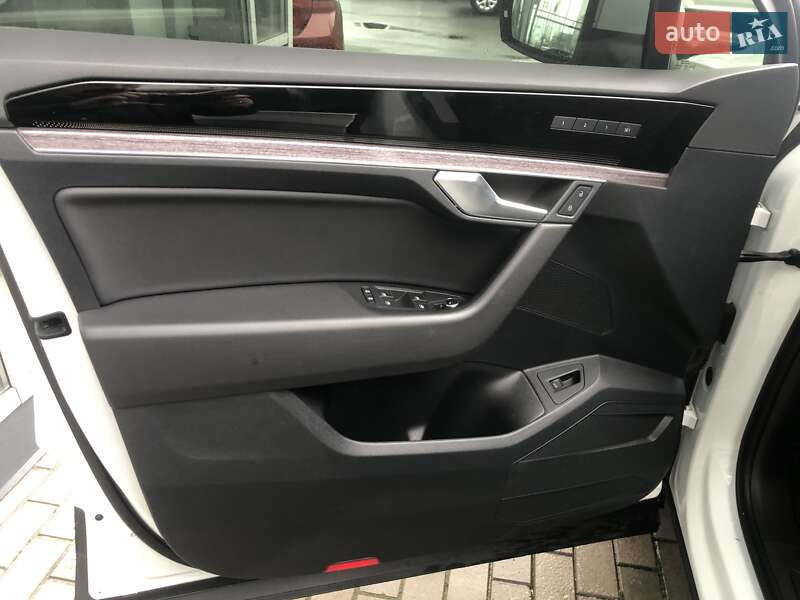 Позашляховик / Кросовер Volkswagen Touareg 2021 в Києві фото 8 Позашляховик / Кросовер Volkswagen Touareg 2021 в Києві