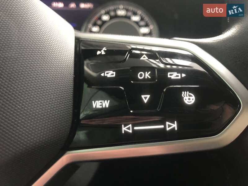 Позашляховик / Кросовер Volkswagen Touareg 2021 в Києві фото 27 Позашляховик / Кросовер Volkswagen Touareg 2021 в Києві