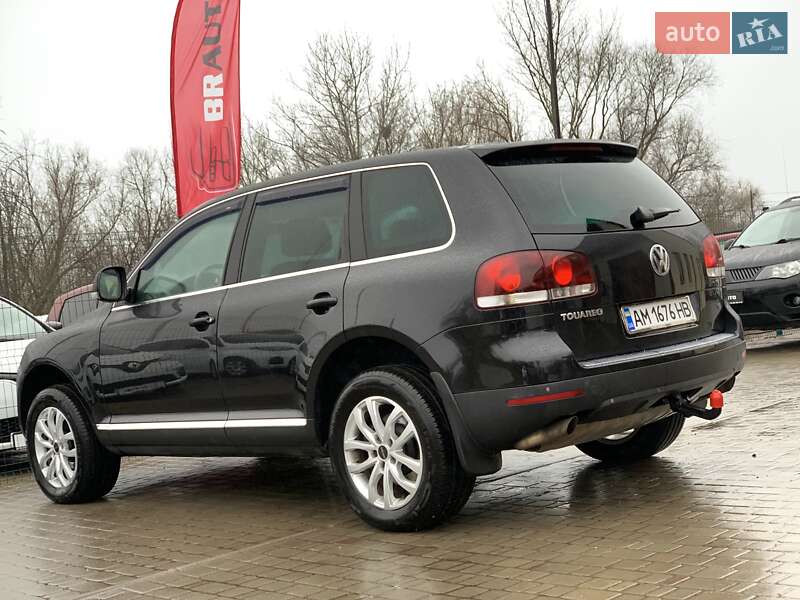 Внедорожник / Кроссовер Volkswagen Touareg 2007 в Бердичеве