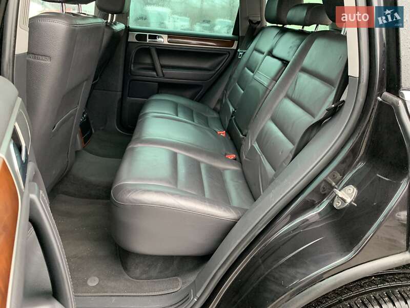 Внедорожник / Кроссовер Volkswagen Touareg 2007 в Бердичеве