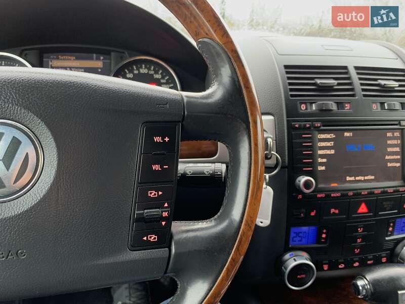 Внедорожник / Кроссовер Volkswagen Touareg 2007 в Бердичеве