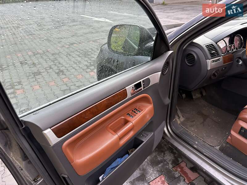 Позашляховик / Кросовер Volkswagen Touareg 2007 в Івано-Франківську