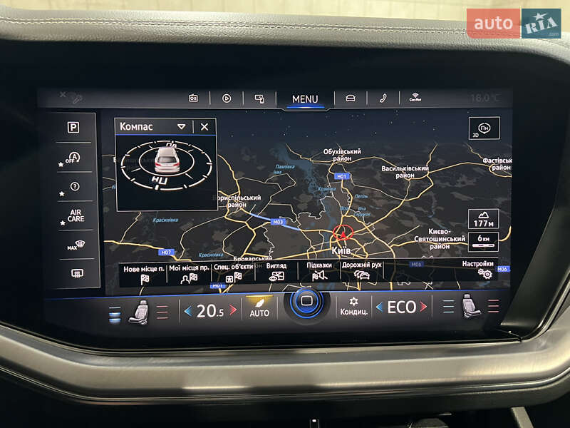 Позашляховик / Кросовер Volkswagen Touareg 2018 в Києві