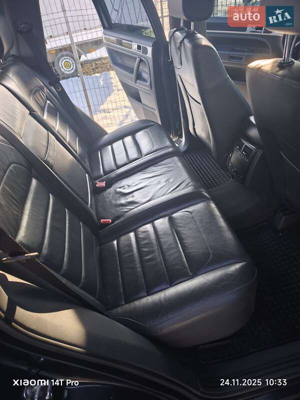 Позашляховик / Кросовер Volkswagen Touareg 2008 в Нововолинську