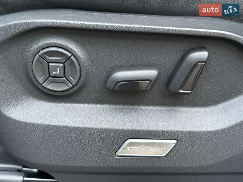 Внедорожник / Кроссовер Volkswagen Touareg 2021 в Виннице