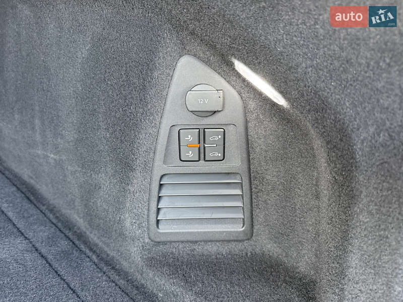 Внедорожник / Кроссовер Volkswagen Touareg 2021 в Ровно