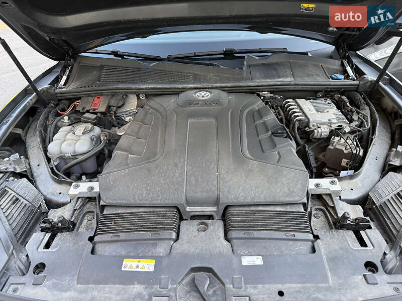 Внедорожник / Кроссовер Volkswagen Touareg 2021 в Ровно