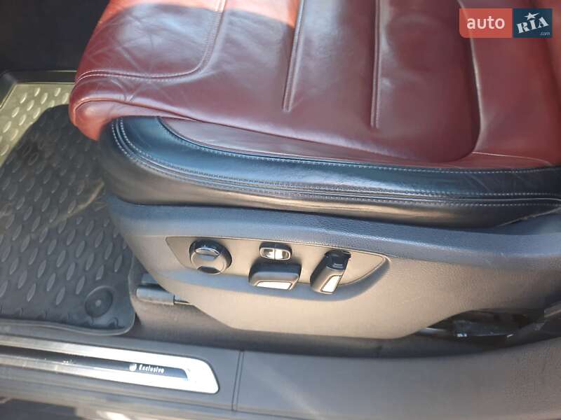 Внедорожник / Кроссовер Volkswagen Touareg 2013 в Изюме