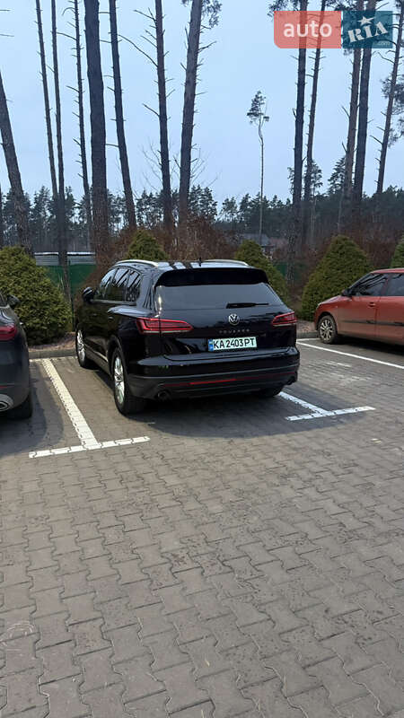 Внедорожник / Кроссовер Volkswagen Touareg 2021 в Киеве