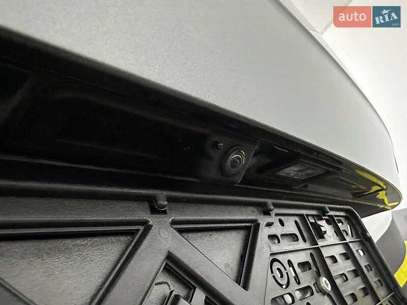 Позашляховик / Кросовер Volkswagen Touareg 2022 в Козятині