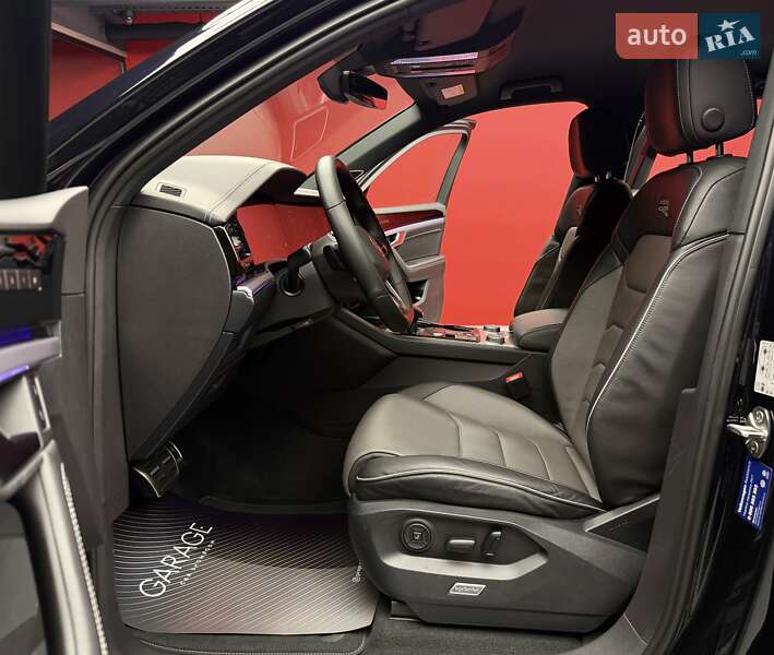 Внедорожник / Кроссовер Volkswagen Touareg 2021 в Киеве