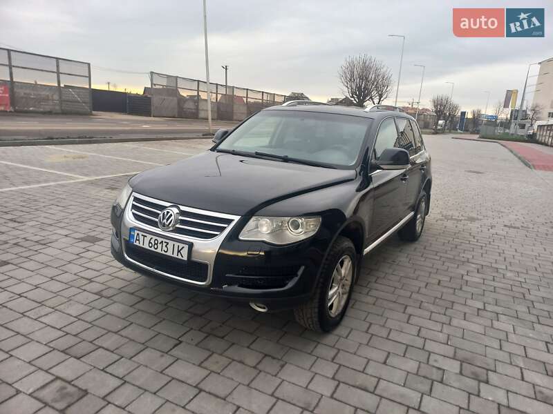 Позашляховик / Кросовер Volkswagen Touareg 2008 в Івано-Франківську