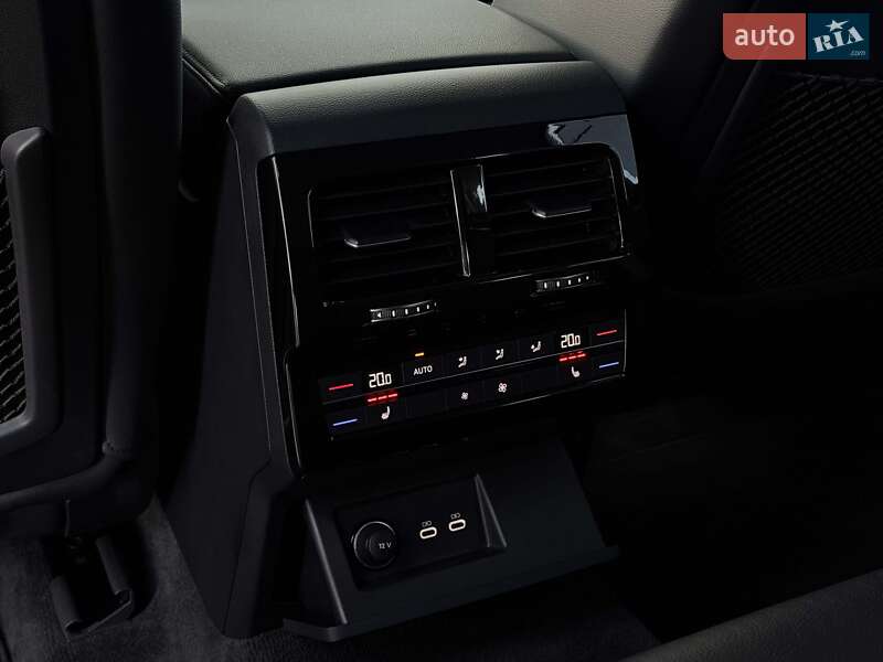 Позашляховик / Кросовер Volkswagen Touareg 2020 в Луцьку фото 60 Позашляховик / Кросовер Volkswagen Touareg 2020 в Луцьку