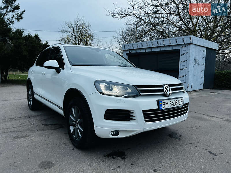 Внедорожник / Кроссовер Volkswagen Touareg 2013 в Одессе