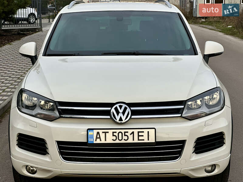 Внедорожник / Кроссовер Volkswagen Touareg 2010 в Киеве