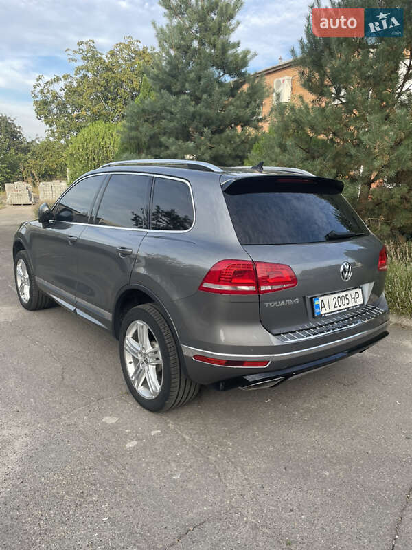 Позашляховик / Кросовер Volkswagen Touareg 2015 в Білій Церкві