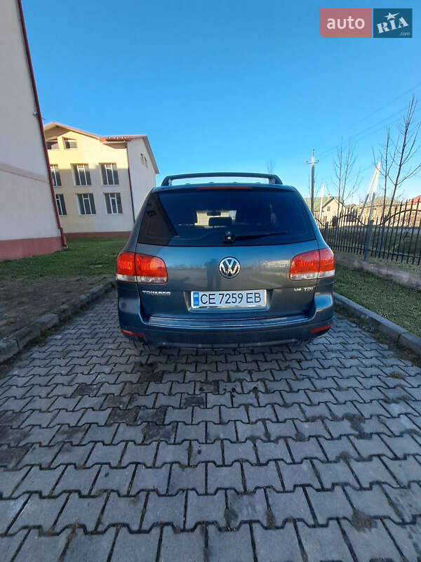 Внедорожник / Кроссовер Volkswagen Touareg 2006 в Черновцах