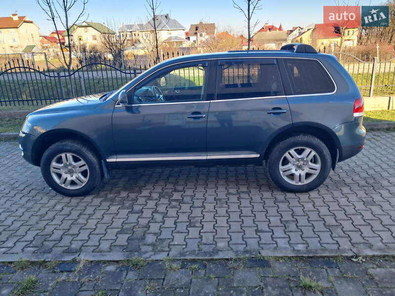 Внедорожник / Кроссовер Volkswagen Touareg 2006 в Черновцах