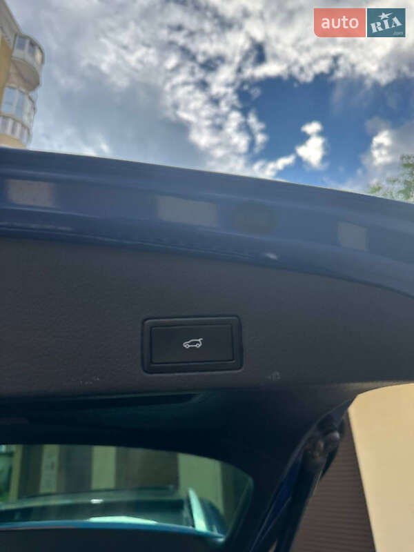 Позашляховик / Кросовер Volkswagen Touareg 2016 в Тернополі фото 34 Позашляховик / Кросовер Volkswagen Touareg 2016 в Тернополі