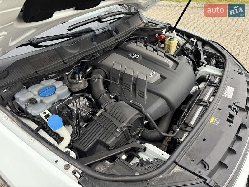 Позашляховик / Кросовер Volkswagen Touareg 2014 в Луцьку фото 41 Позашляховик / Кросовер Volkswagen Touareg 2014 в Луцьку