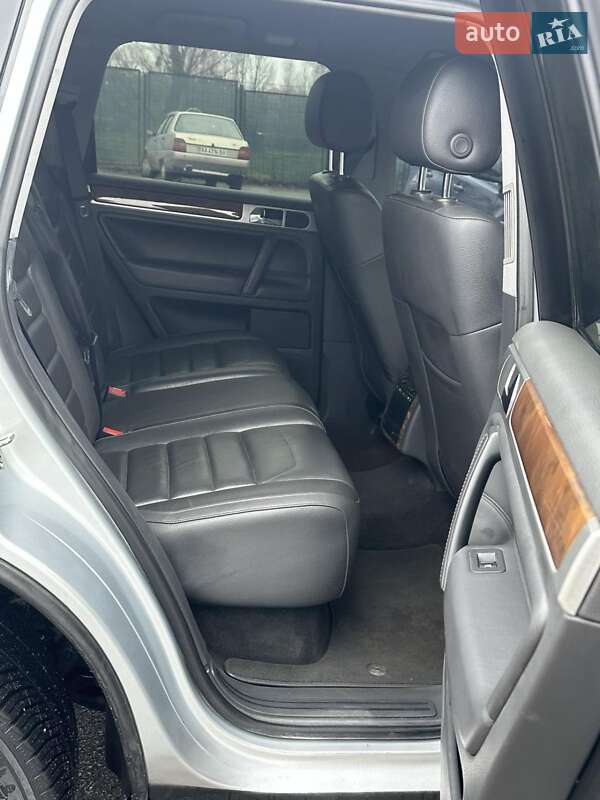 Позашляховик / Кросовер Volkswagen Touareg 2007 в Софіївській Борщагівці