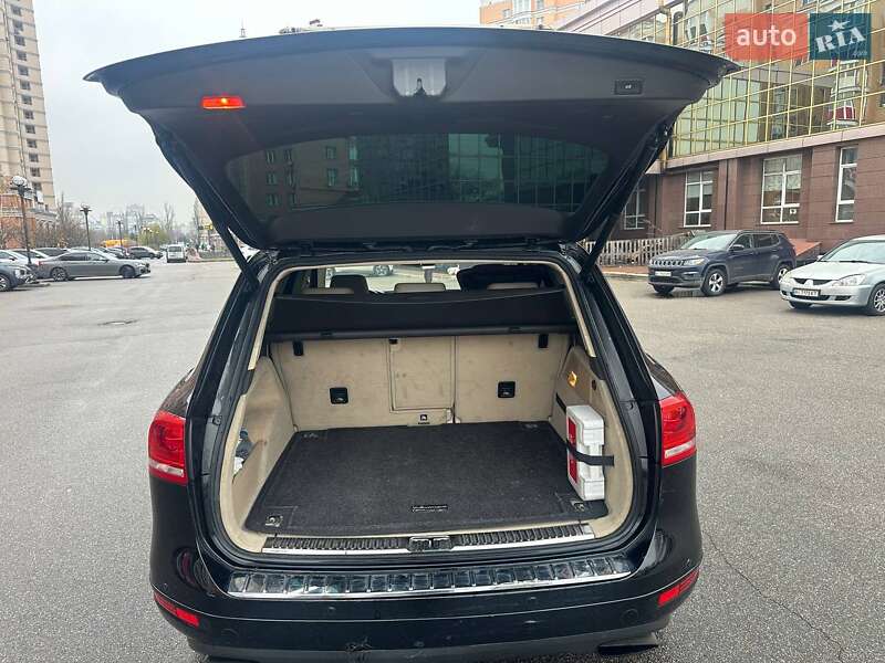 Внедорожник / Кроссовер Volkswagen Touareg 2013 в Киеве фото 5 Внедорожник / Кроссовер Volkswagen Touareg 2013 в Киеве