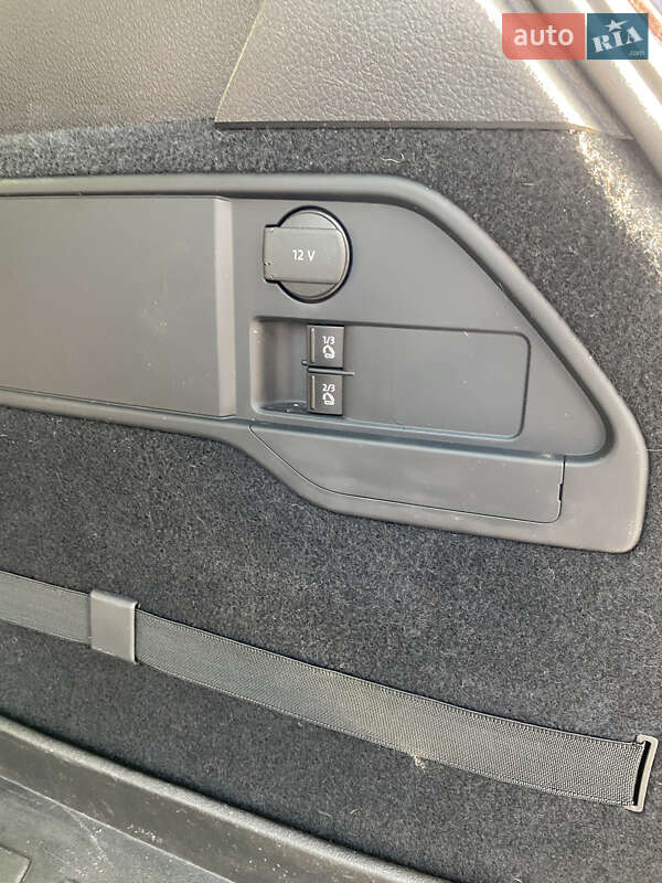 Внедорожник / Кроссовер Volkswagen Touareg 2017 в Харькове фото 44 Внедорожник / Кроссовер Volkswagen Touareg 2017 в Харькове