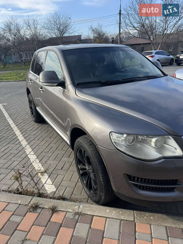 Внедорожник / Кроссовер Volkswagen Touareg 2007 в Николаеве