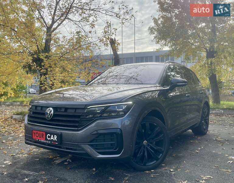 Внедорожник / Кроссовер Volkswagen Touareg 2022 в Киеве