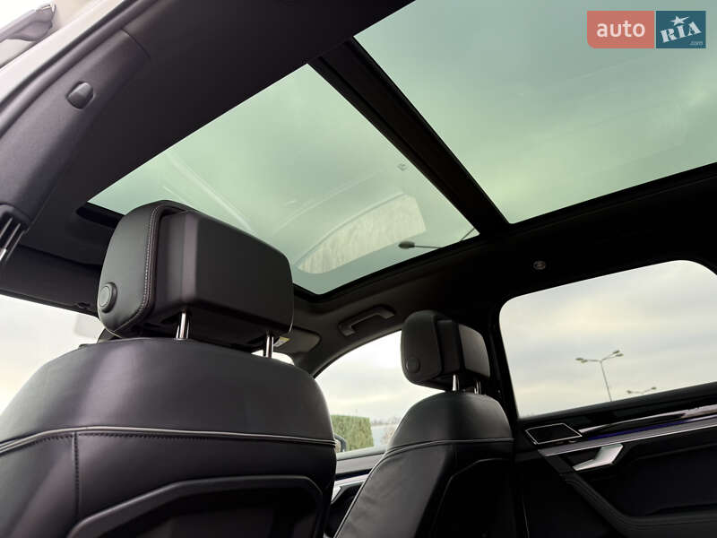 Внедорожник / Кроссовер Volkswagen Touareg 2018 в Днепре