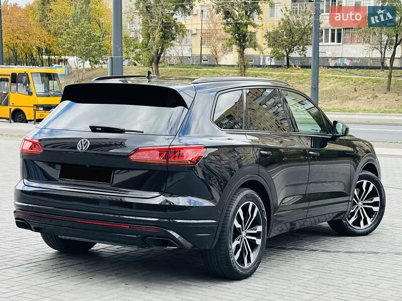 Внедорожник / Кроссовер Volkswagen Touareg 2018 в Днепре фото 21 Внедорожник / Кроссовер Volkswagen Touareg 2018 в Днепре