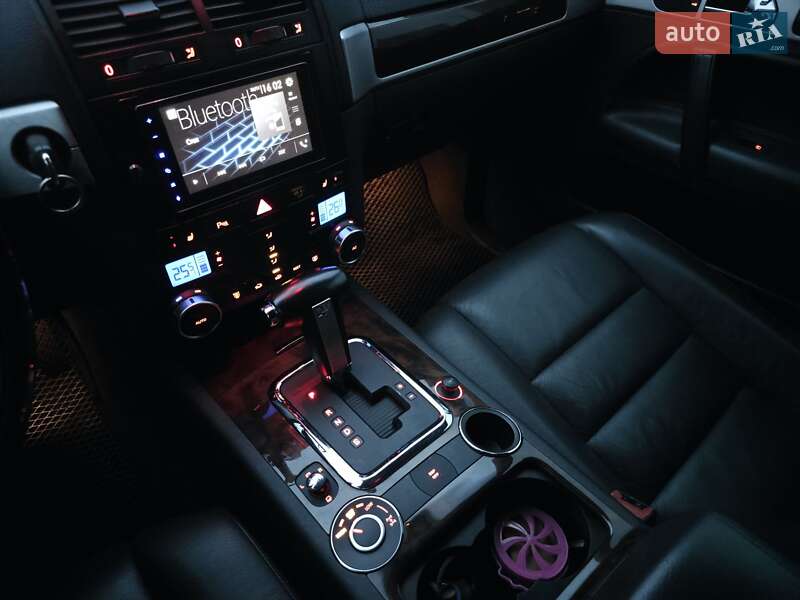 Внедорожник / Кроссовер Volkswagen Touareg 2007 в Киеве фото 28 Внедорожник / Кроссовер Volkswagen Touareg 2007 в Киеве