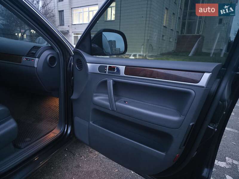Внедорожник / Кроссовер Volkswagen Touareg 2007 в Киеве фото 34 Внедорожник / Кроссовер Volkswagen Touareg 2007 в Киеве