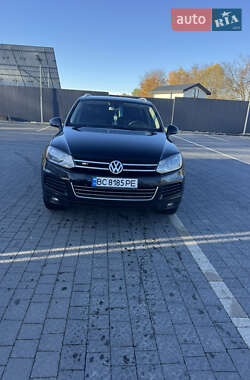 Позашляховик / Кросовер Volkswagen Touareg 2013 в Самборі
