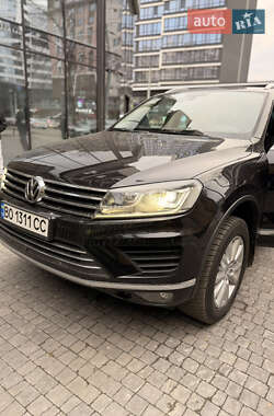 Внедорожник / Кроссовер Volkswagen Touareg 2015 в Ивано-Франковске