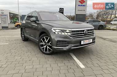 Позашляховик / Кросовер Volkswagen Touareg 2021 в Івано-Франківську