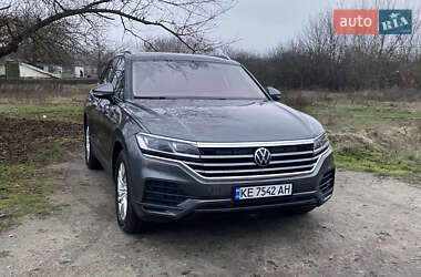 Позашляховик / Кросовер Volkswagen Touareg 2020 в Дніпрі