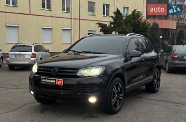 Позашляховик / Кросовер Volkswagen Touareg 2012 в Запоріжжі