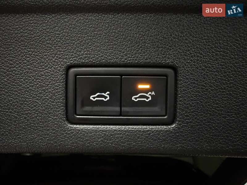 Позашляховик / Кросовер Volkswagen Touareg 2020 в Тернополі