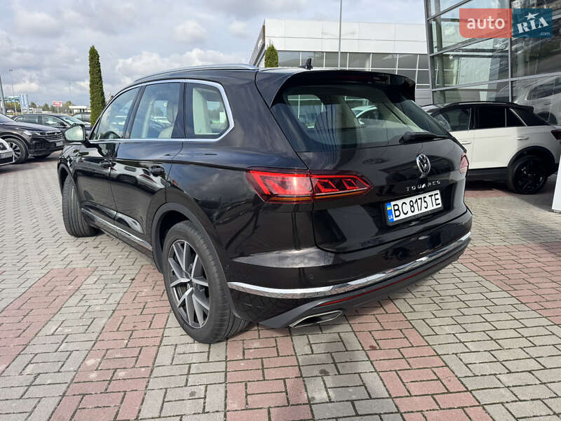 Внедорожник / Кроссовер Volkswagen Touareg 2020 в Львове