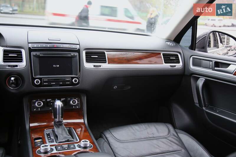 Позашляховик / Кросовер Volkswagen Touareg 2015 в Харкові фото 13 Позашляховик / Кросовер Volkswagen Touareg 2015 в Харкові