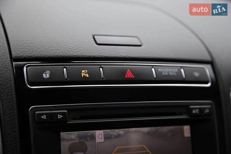 Позашляховик / Кросовер Volkswagen Touareg 2015 в Харкові фото 17 Позашляховик / Кросовер Volkswagen Touareg 2015 в Харкові