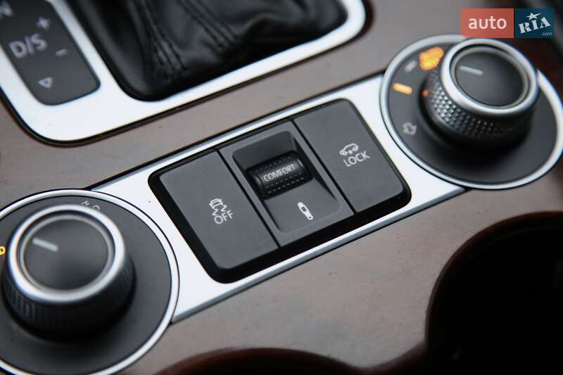 Позашляховик / Кросовер Volkswagen Touareg 2015 в Харкові фото 21 Позашляховик / Кросовер Volkswagen Touareg 2015 в Харкові