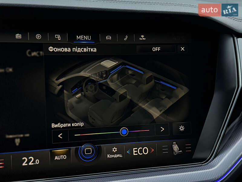 Позашляховик / Кросовер Volkswagen Touareg 2019 в Дубні