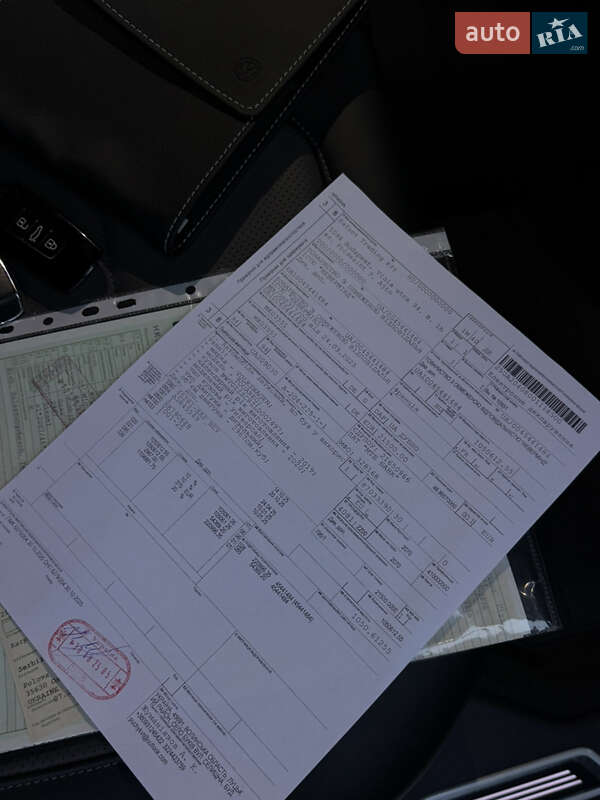 Позашляховик / Кросовер Volkswagen Touareg 2019 в Дубні