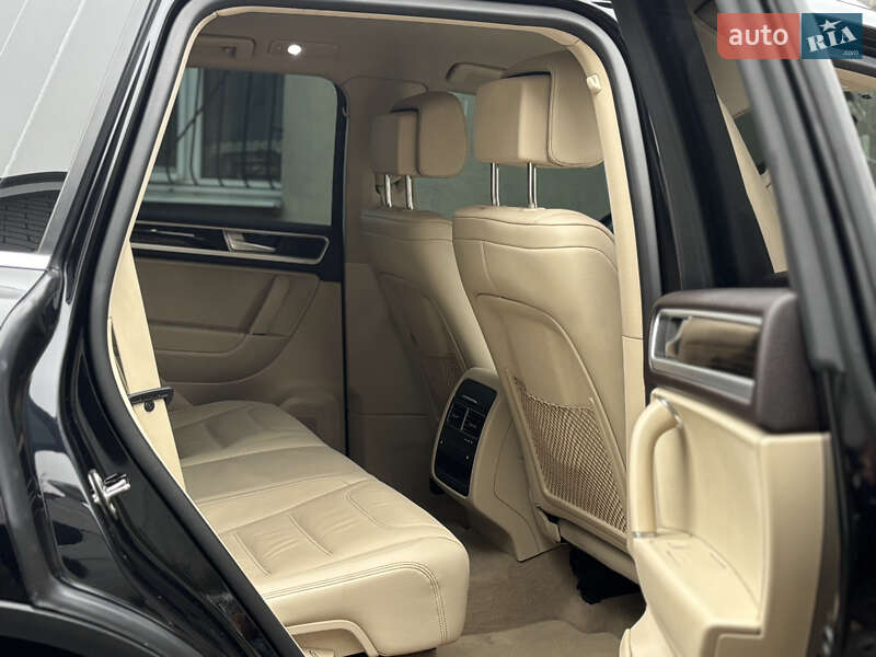 Внедорожник / Кроссовер Volkswagen Touareg 2017 в Днепре фото 61 Внедорожник / Кроссовер Volkswagen Touareg 2017 в Днепре