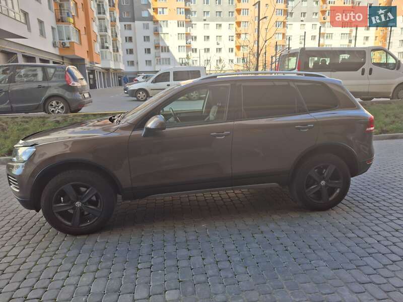 Позашляховик / Кросовер Volkswagen Touareg 2011 в Хмельницькому фото Позашляховик / Кросовер Volkswagen Touareg 2011 в Хмельницькому