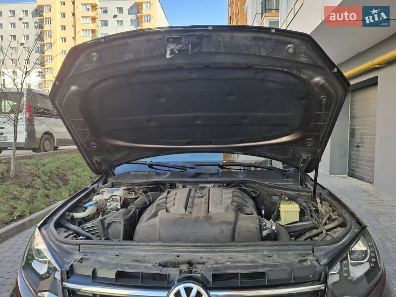 Позашляховик / Кросовер Volkswagen Touareg 2011 в Хмельницькому фото 69 Позашляховик / Кросовер Volkswagen Touareg 2011 в Хмельницькому