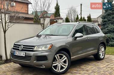 Позашляховик / Кросовер Volkswagen Touareg 2014 в Вінниці